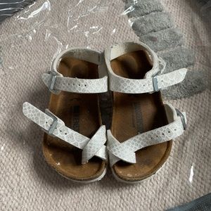 Birkenstock sandals for girls